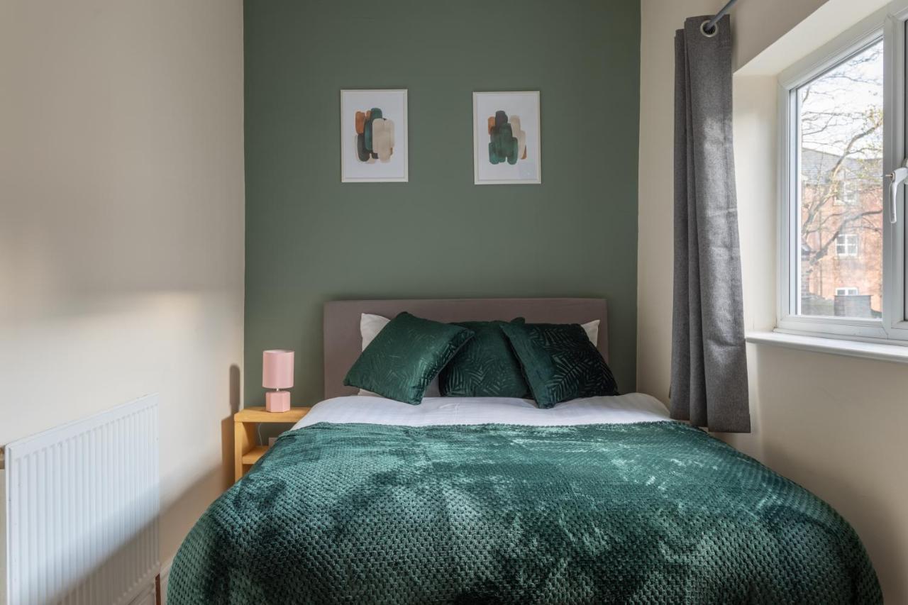 Milton Stays: Cosy City Centre House with Garden and Parking York Exterior photo